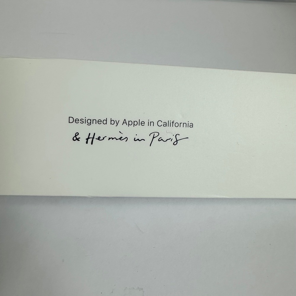 Apple Watch Hermes Orange Rubber Band 42mm Authentic w/ Box - Picture 9 of 10